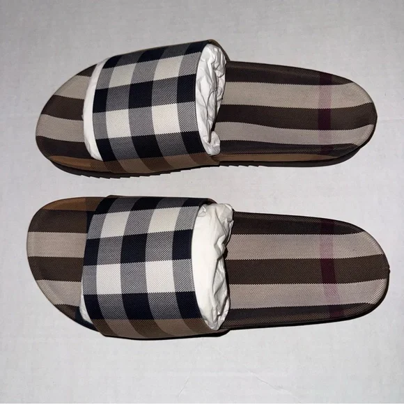 NIB Burberry Melroy Check Slide Sandal NIB Burberry Melroy Check Slide Sandal main image 3